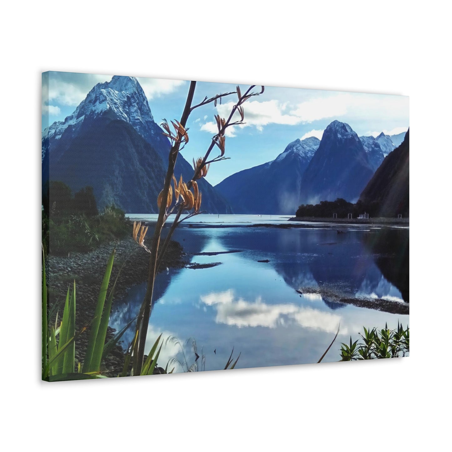 Milford Wonder - Classic Canvas